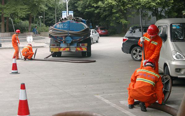 上海高压清洗管道工程